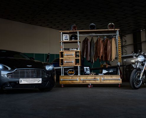 Secure Vehicle Storage with 444 The Retreat